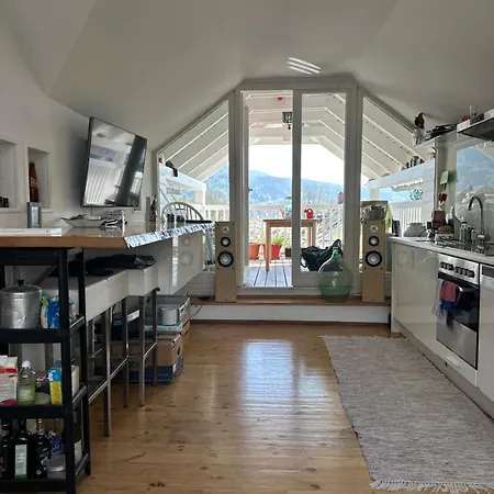Bergkristall Apartment Portschach am Woerthersee